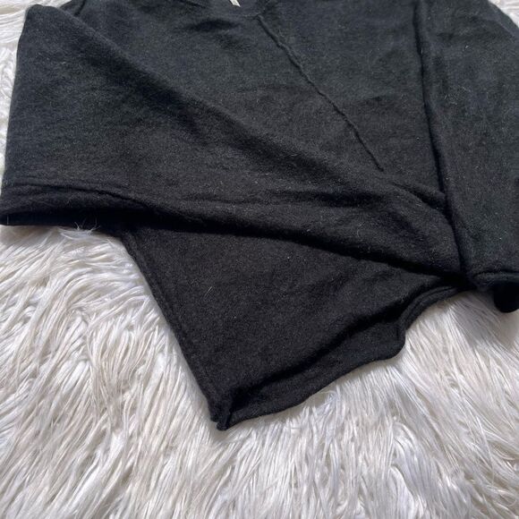 Free People 💫Black 💫Crew Pullover Sweater /small - Picture 6 of 6